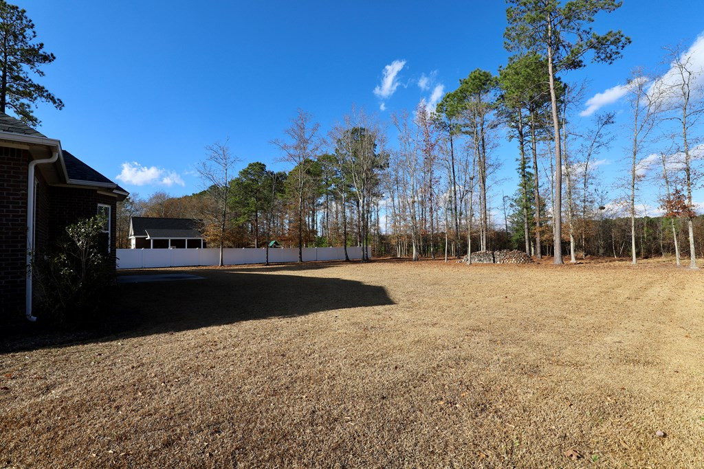925 BREEZY BAY LN