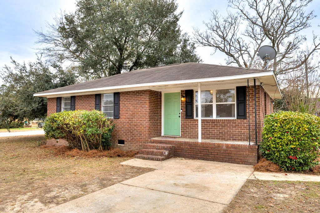 1014 Huddersfield Drive