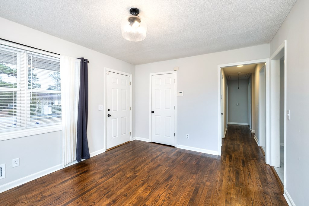 1014 Huddersfield Drive