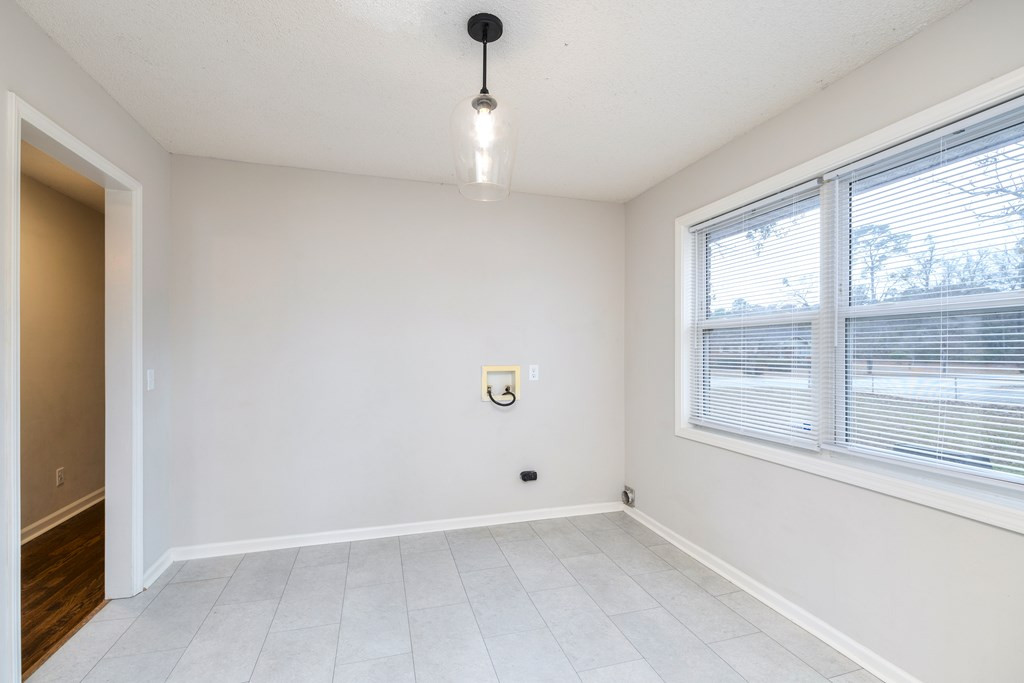 1014 Huddersfield Drive