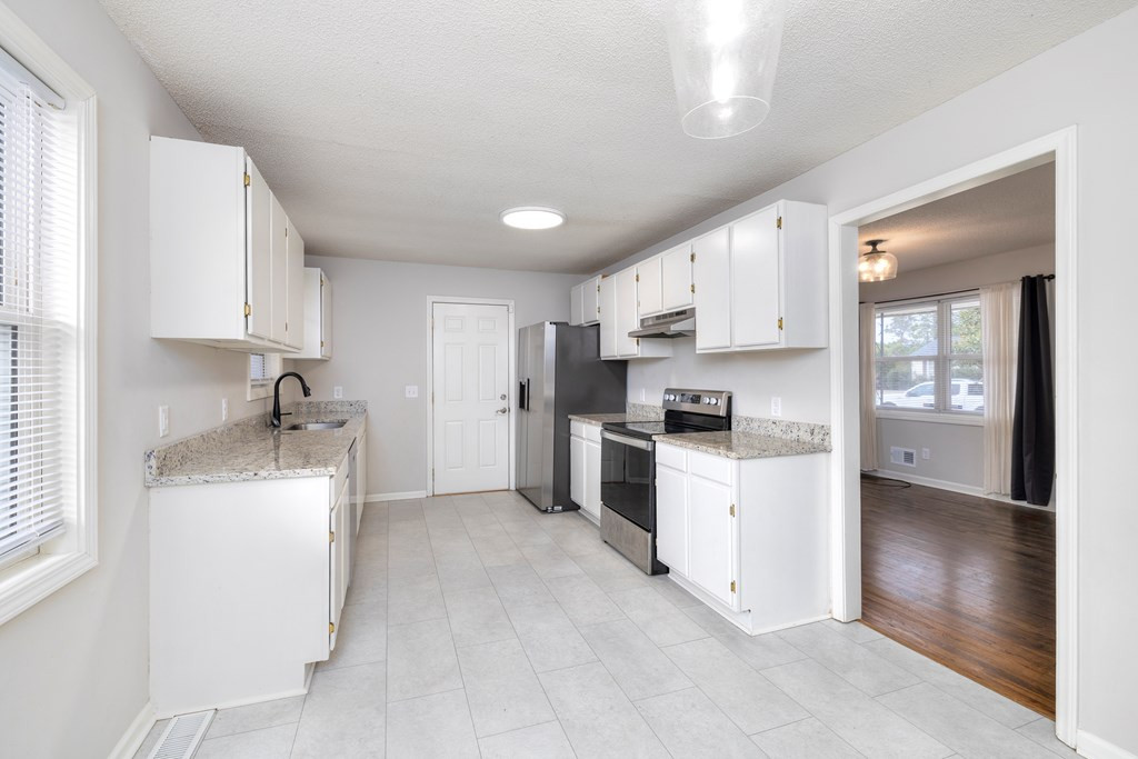 1014 Huddersfield Drive