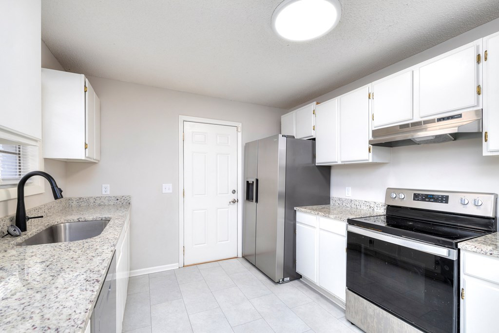 1014 Huddersfield Drive