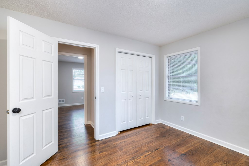 1014 Huddersfield Drive