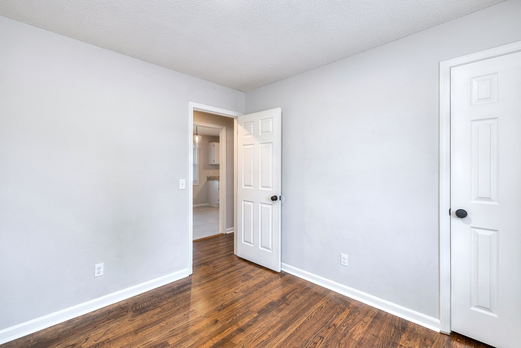 1014 Huddersfield Drive