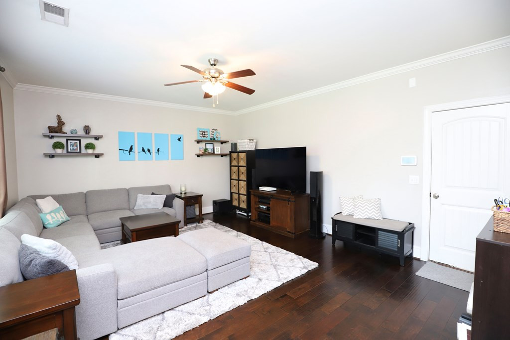 545 Curlew Circle