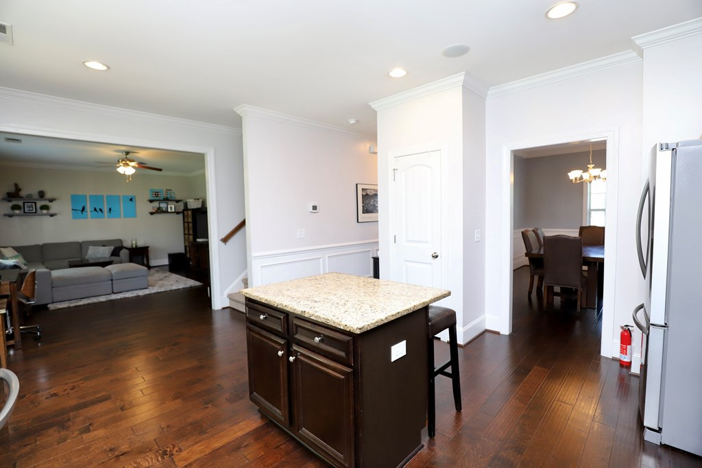 545 Curlew Circle