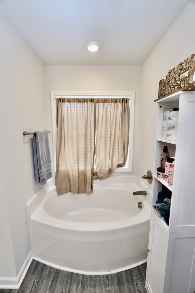 525 Kittiwake Lane