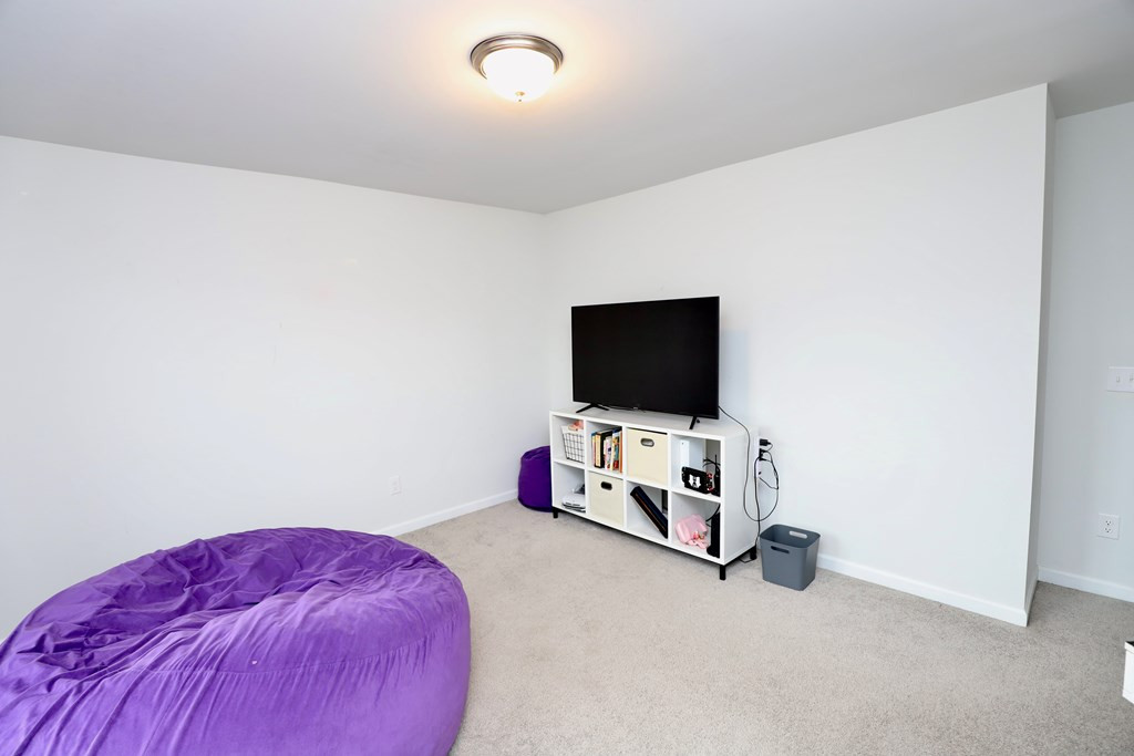 525 Kittiwake Lane