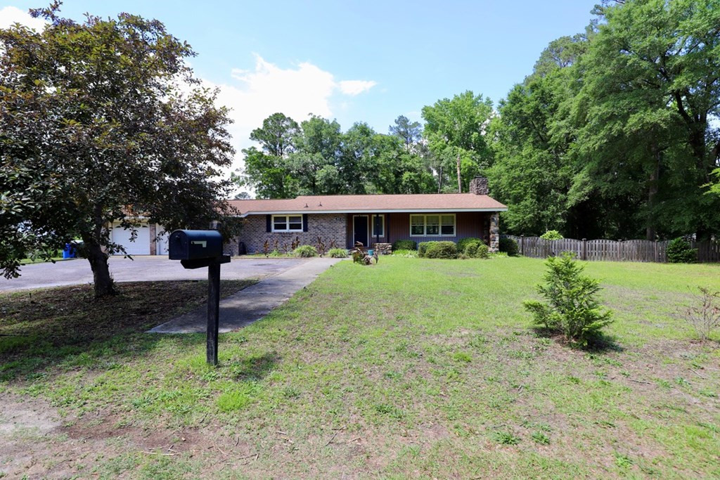 805 Mcrae Rd