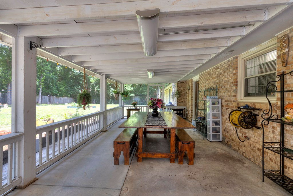 1220 Barnwell Drive