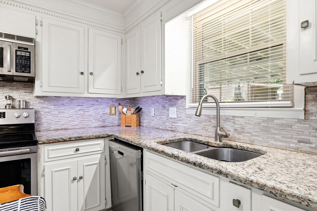 1220 Barnwell Drive