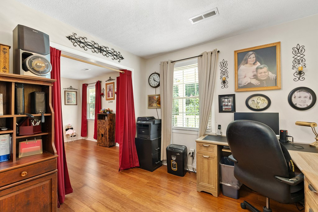 1220 Barnwell Drive