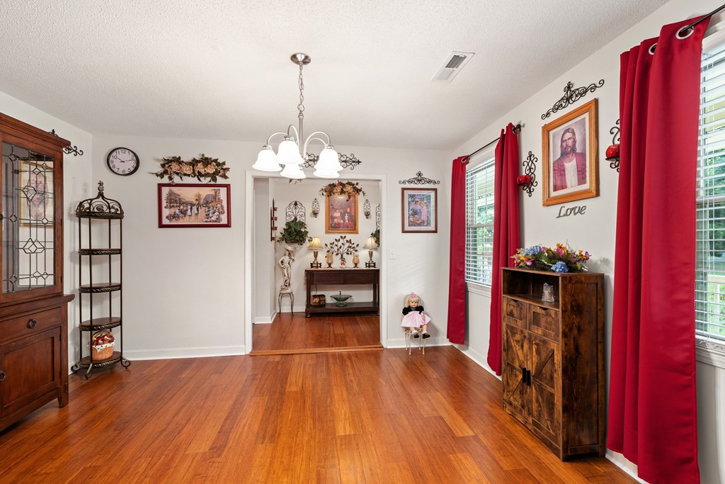 1220 Barnwell Drive