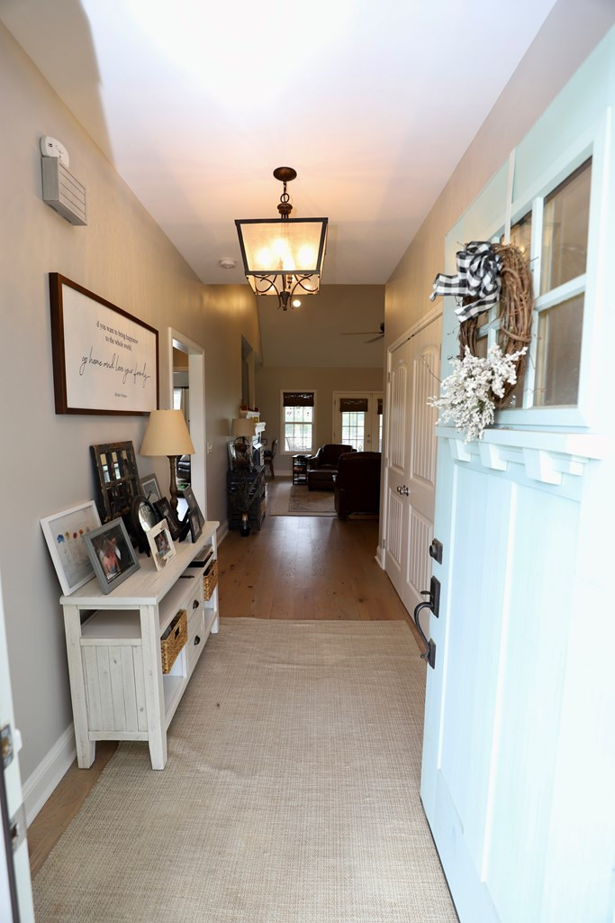 1052 Blue Jay Ave
