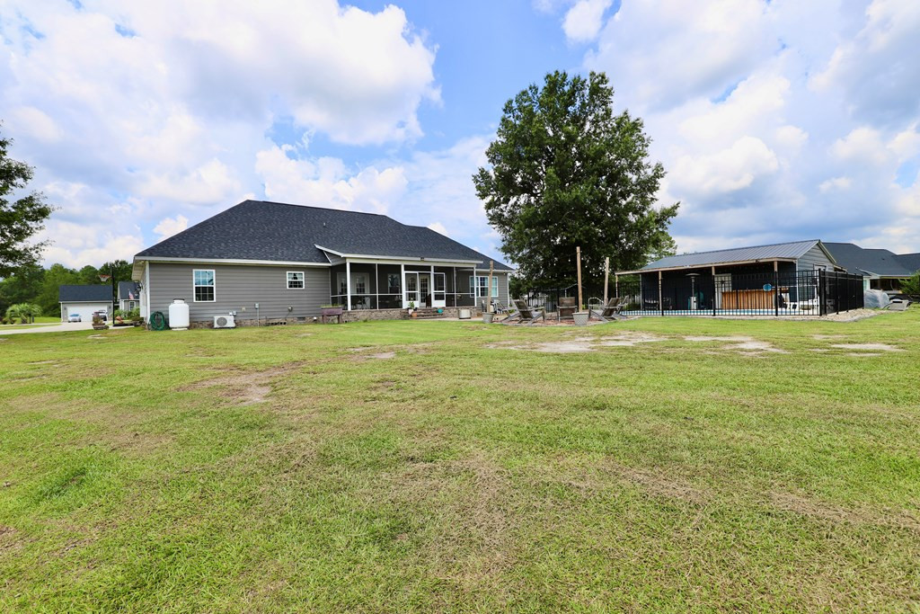 1052 Blue Jay Ave