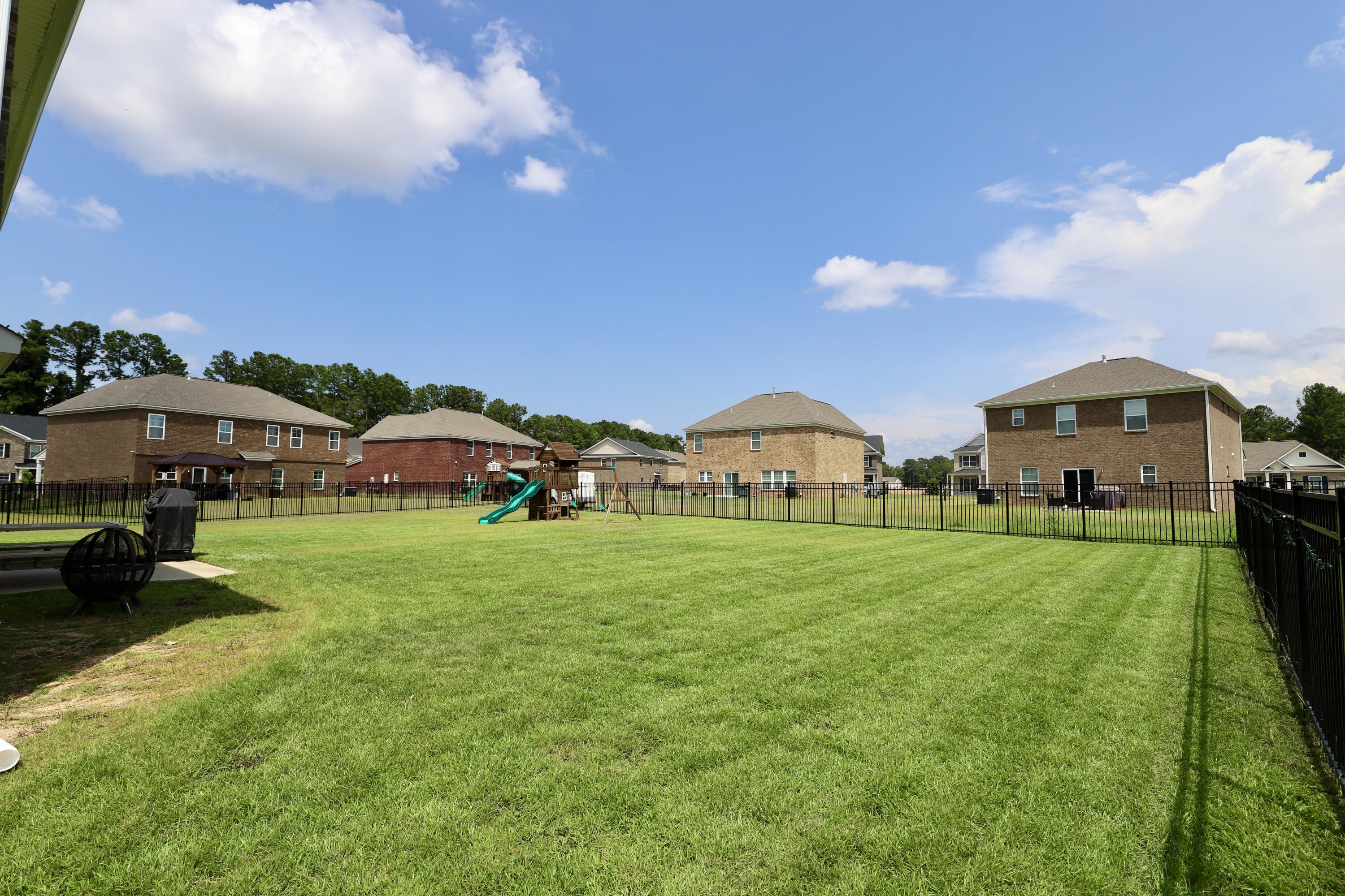 835 Curlew Circle