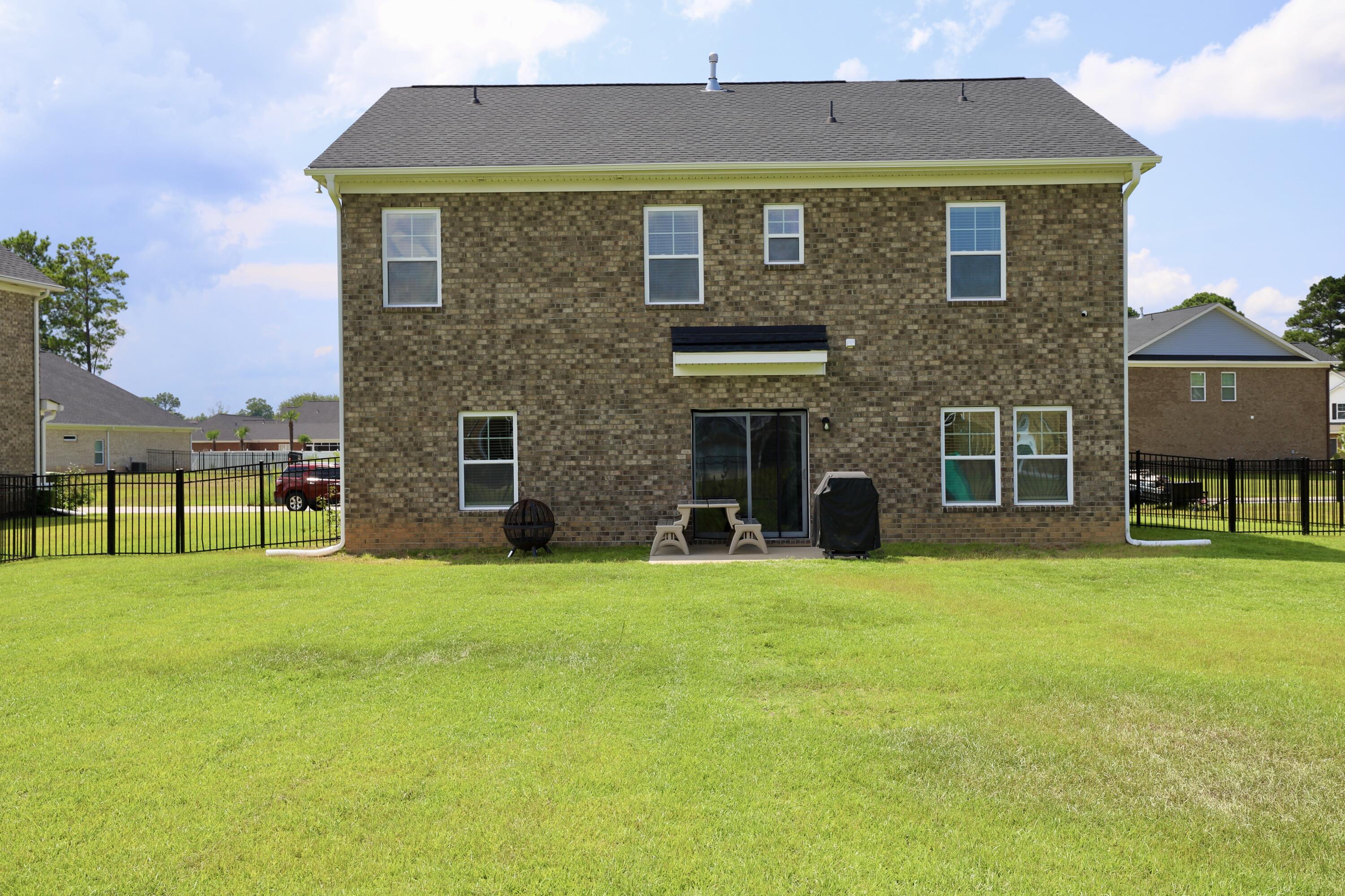 835 Curlew Circle