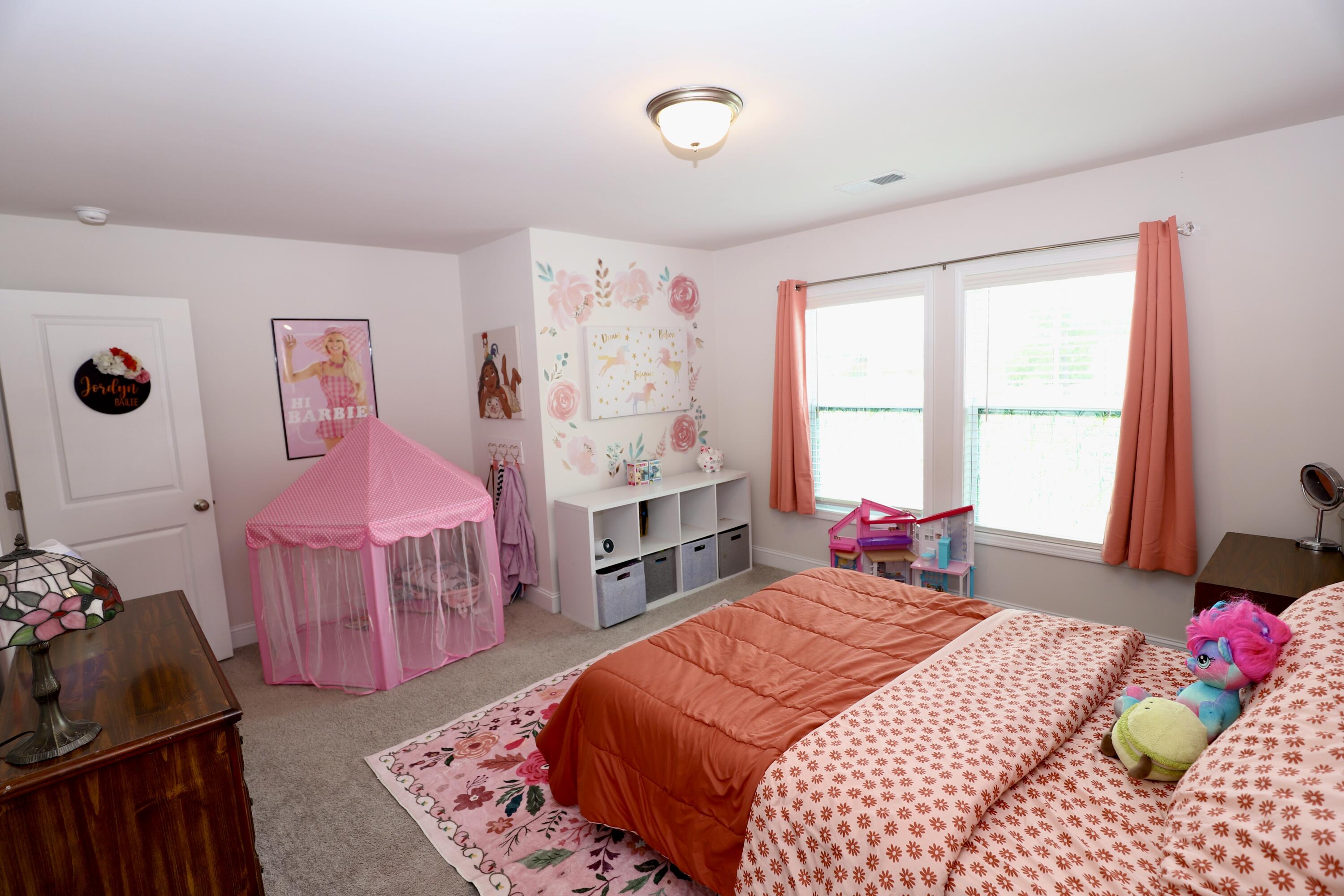 835 Curlew Circle