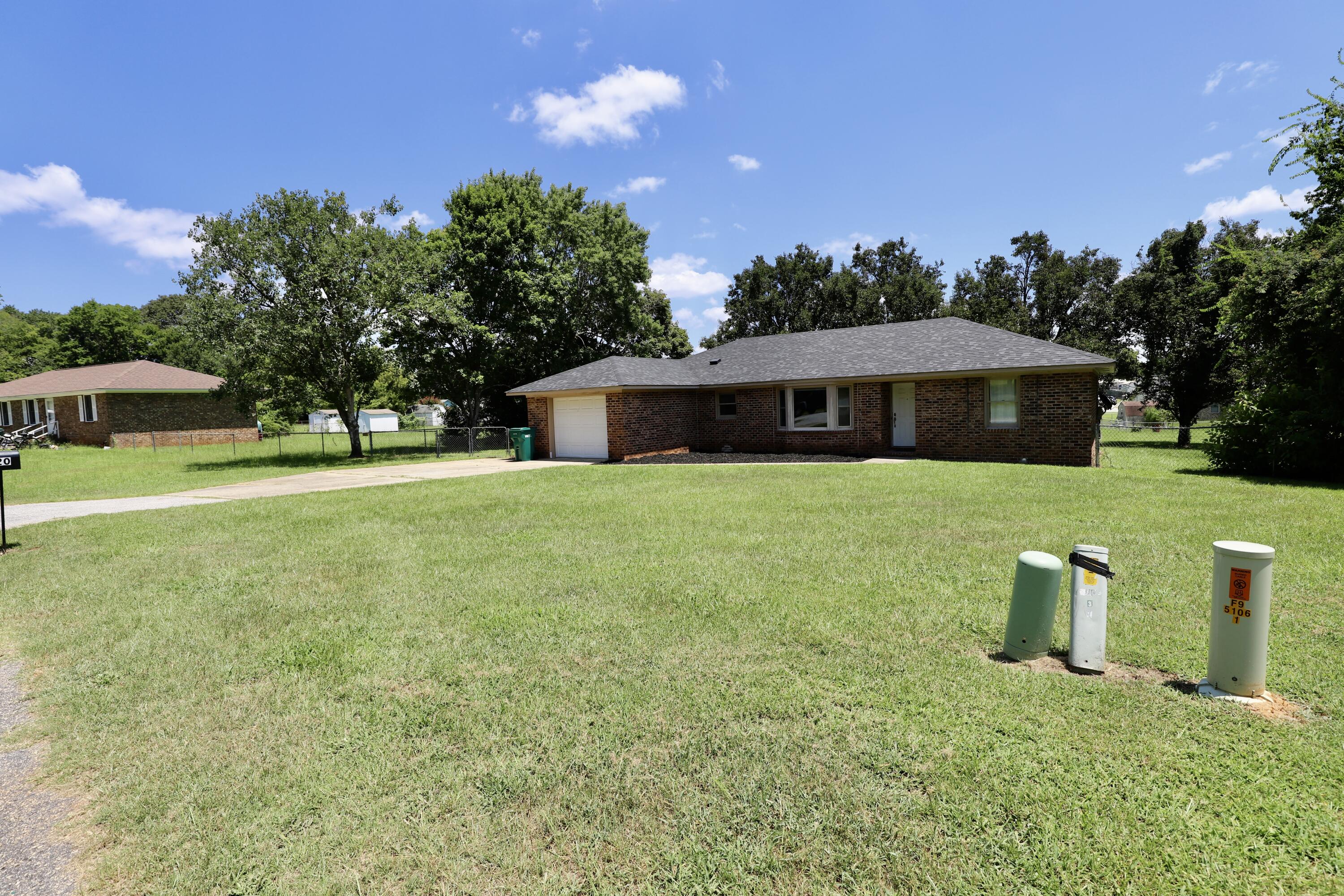 20 Frost Wood Court