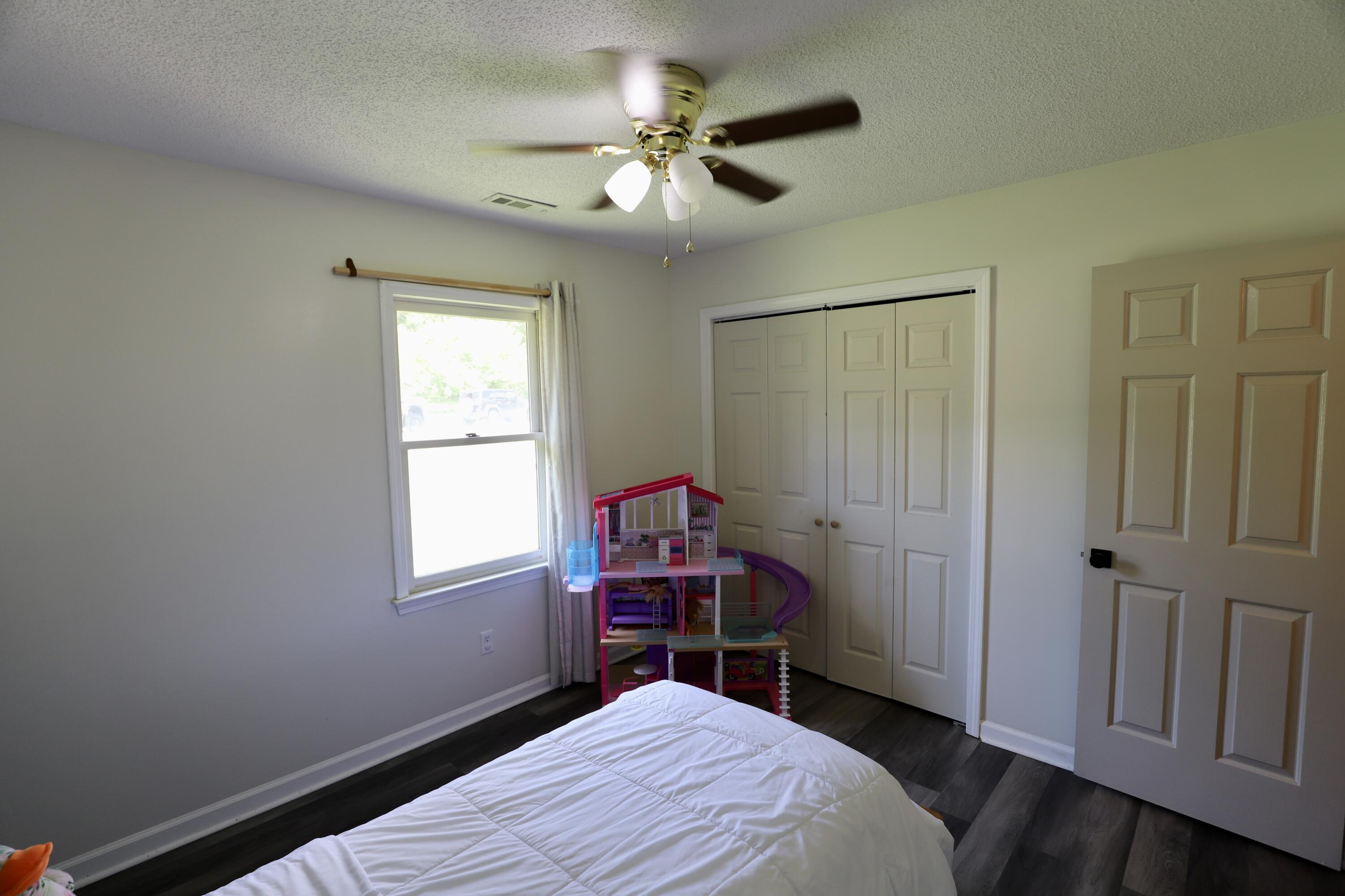 20 Frost Wood Court