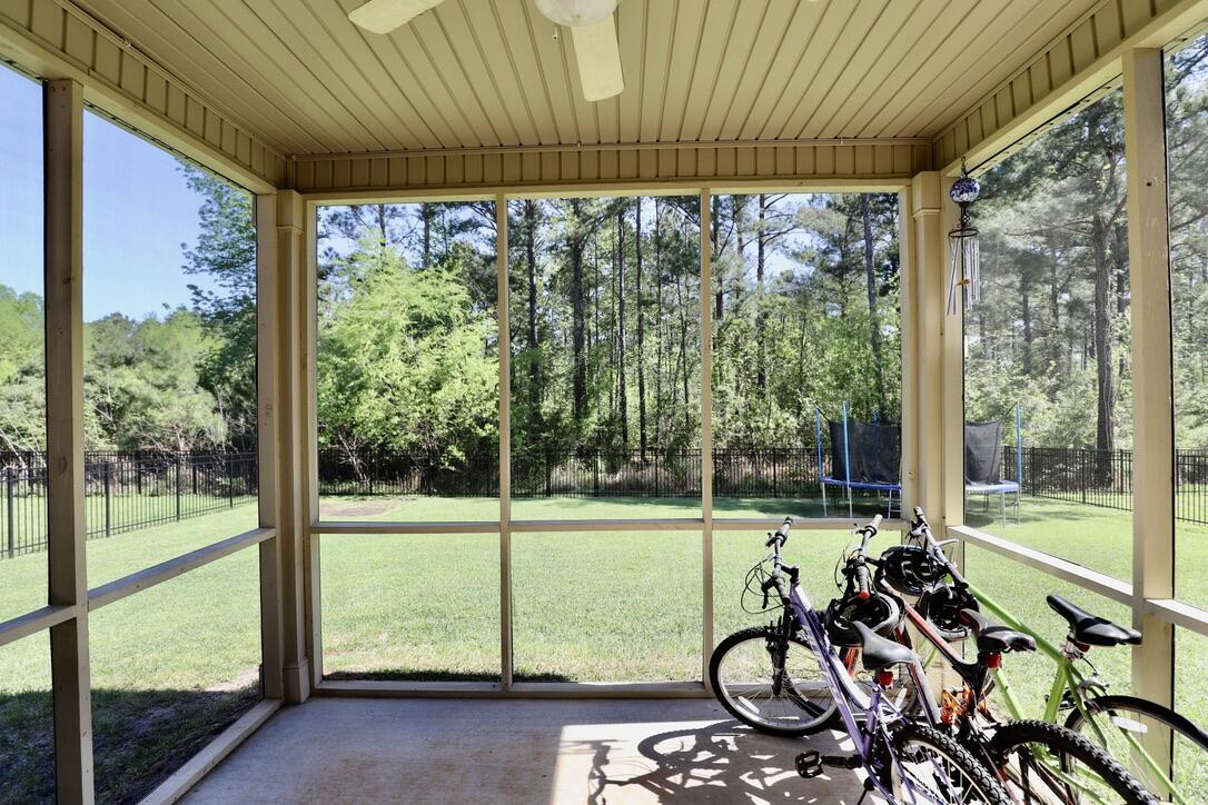 545 Curlew Circle
