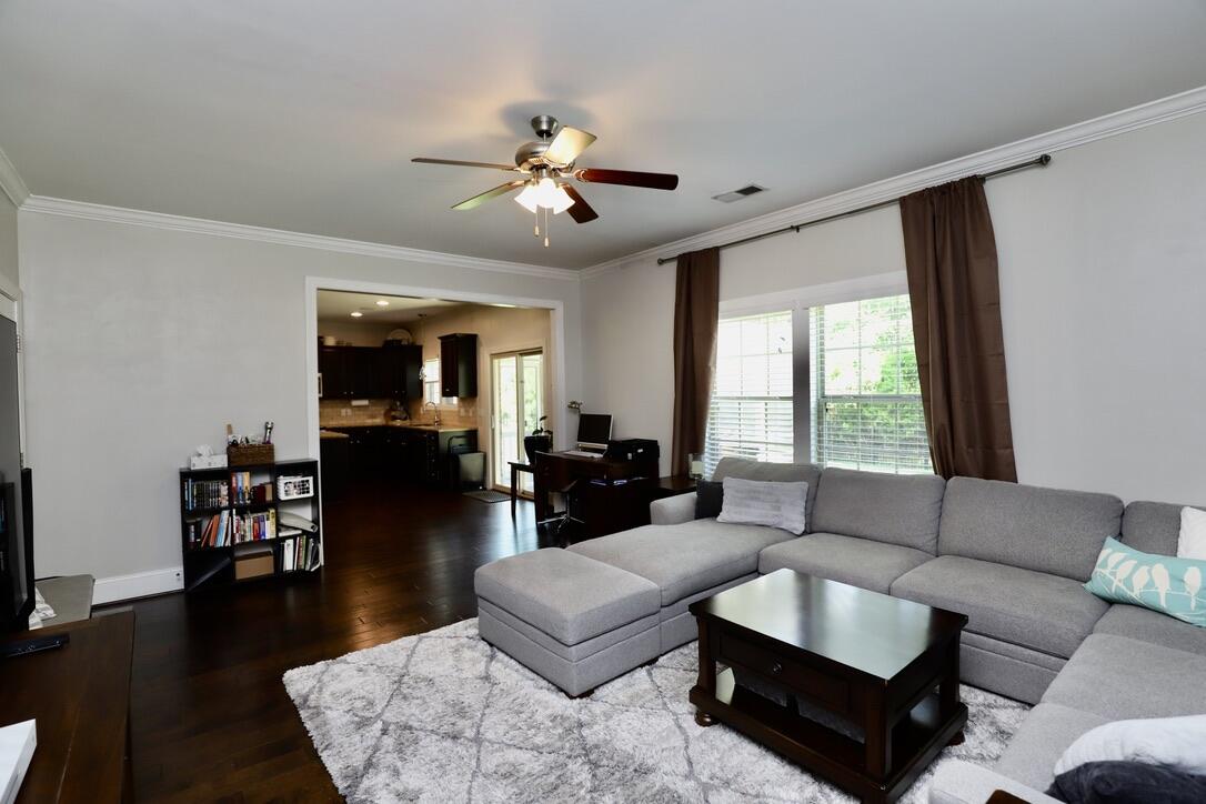 545 Curlew Circle