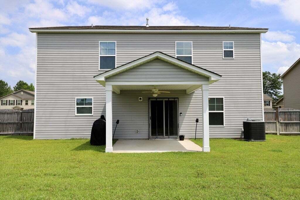 3830 Moseley Drive