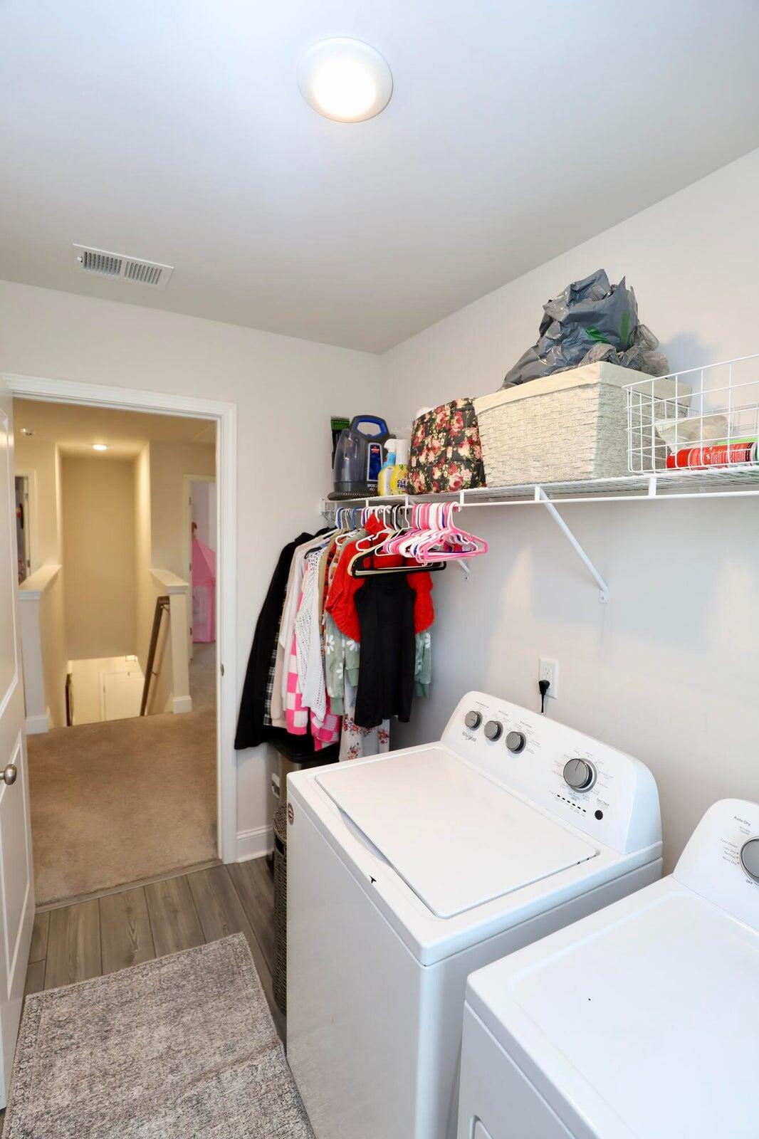 835 Curlew Circle