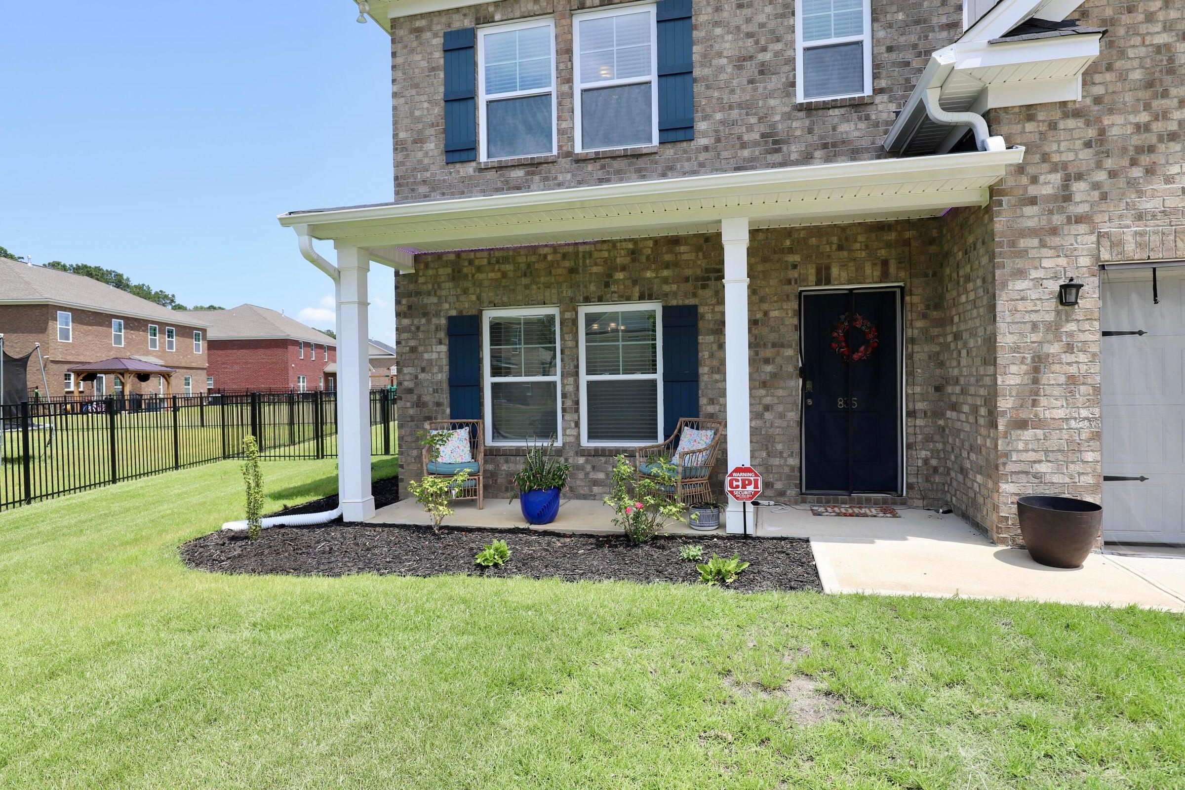 835 Curlew Circle