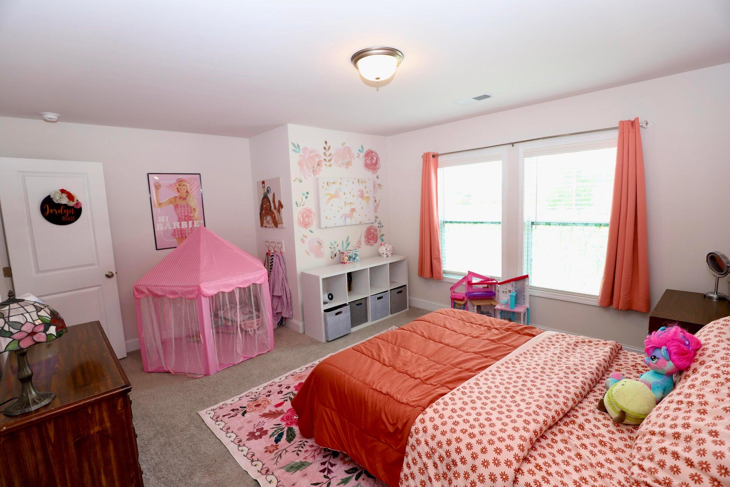 835 Curlew Circle