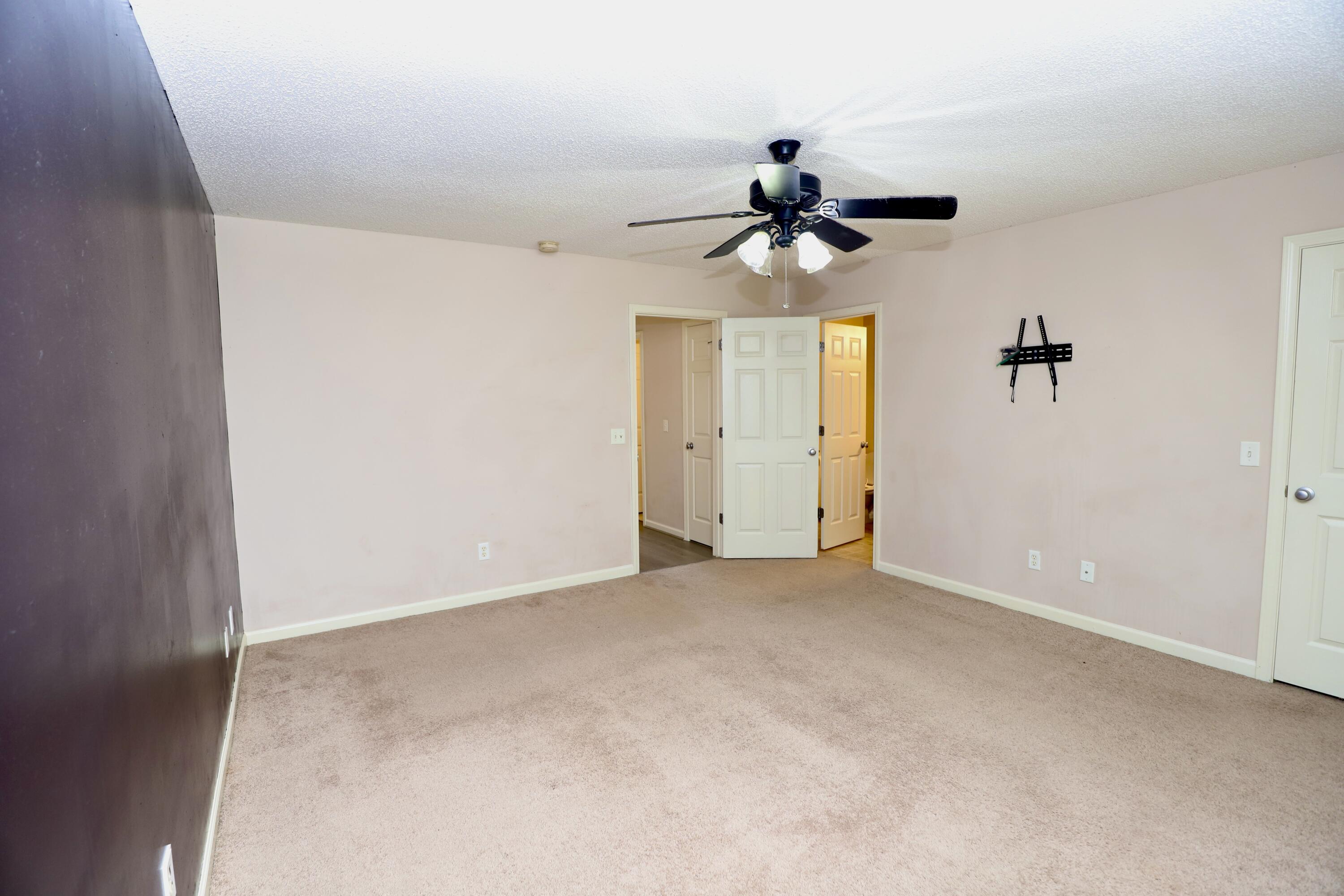 2605 Turningleaf Lane