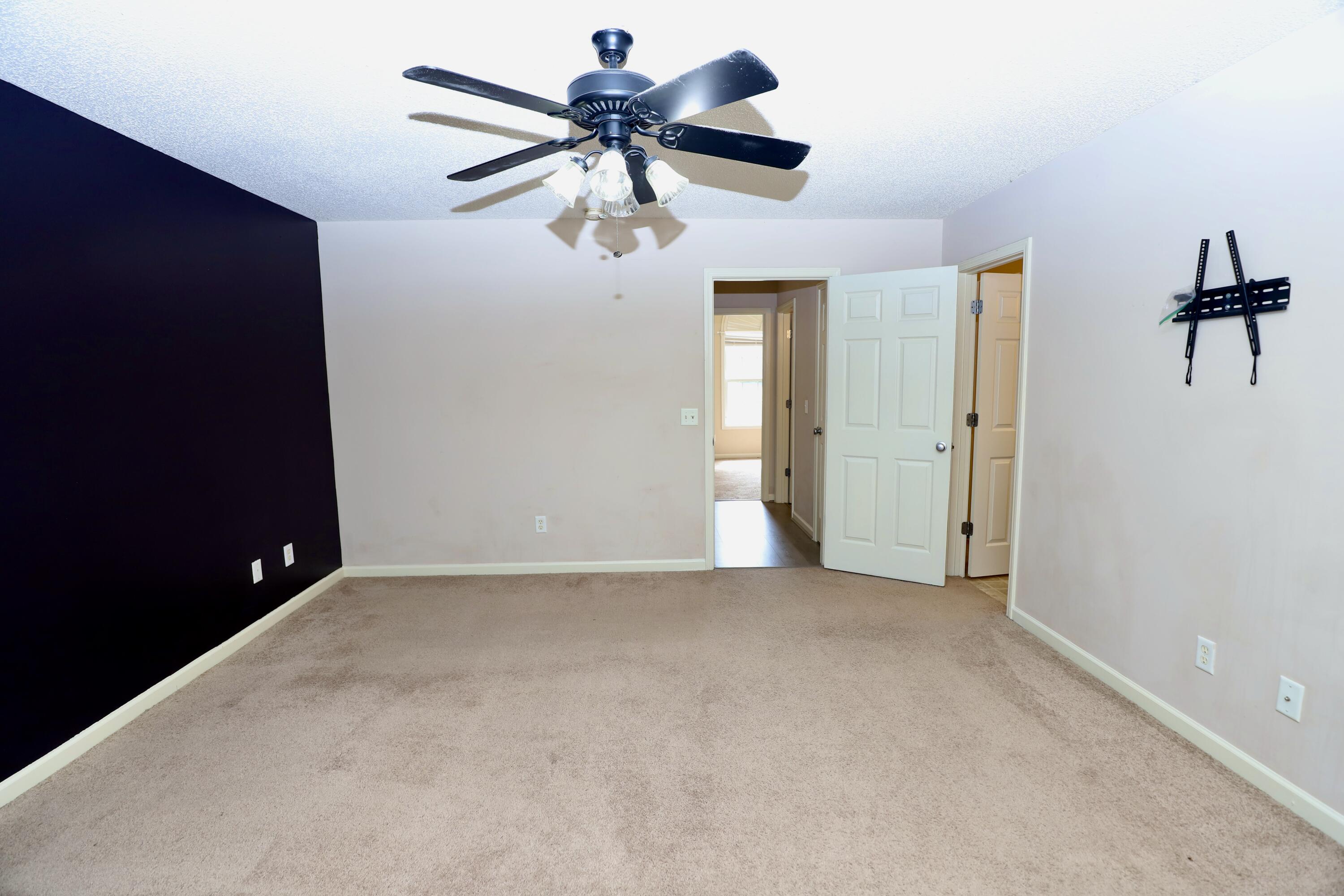 2605 Turningleaf Lane