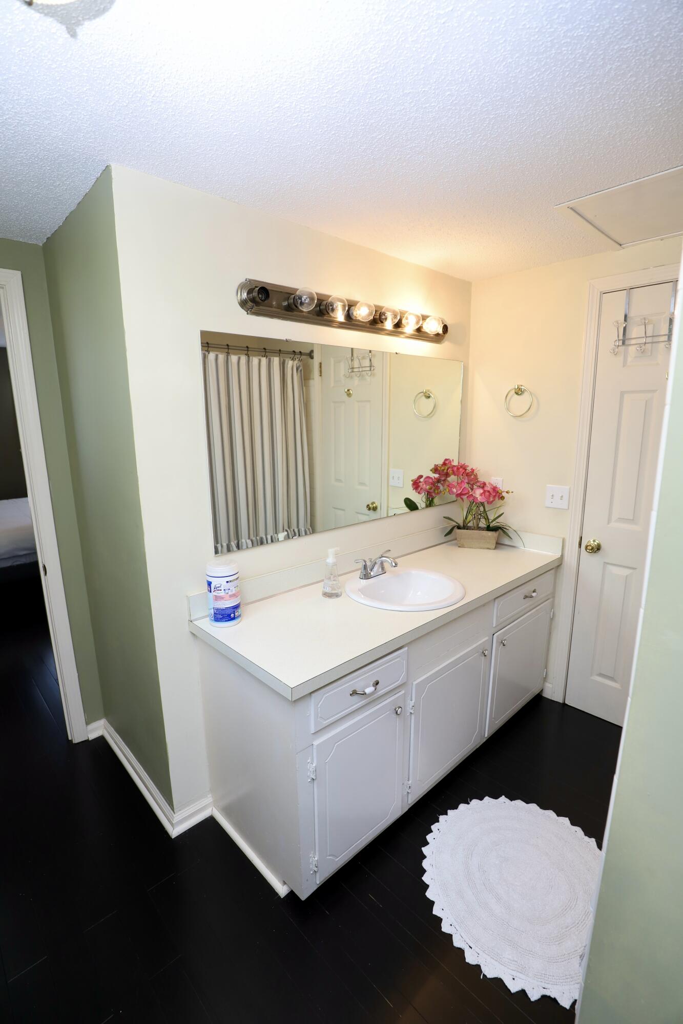 2520 Exton Shore Drive