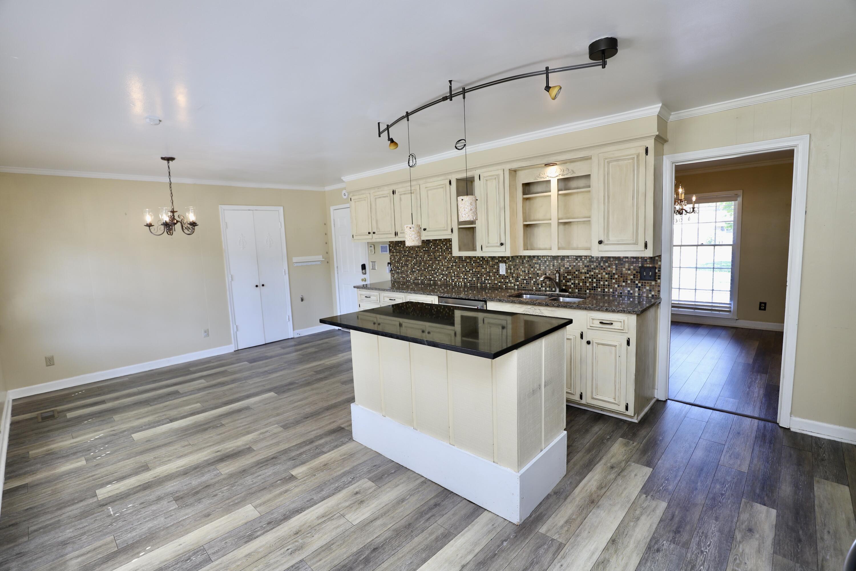 549 Pringle Drive