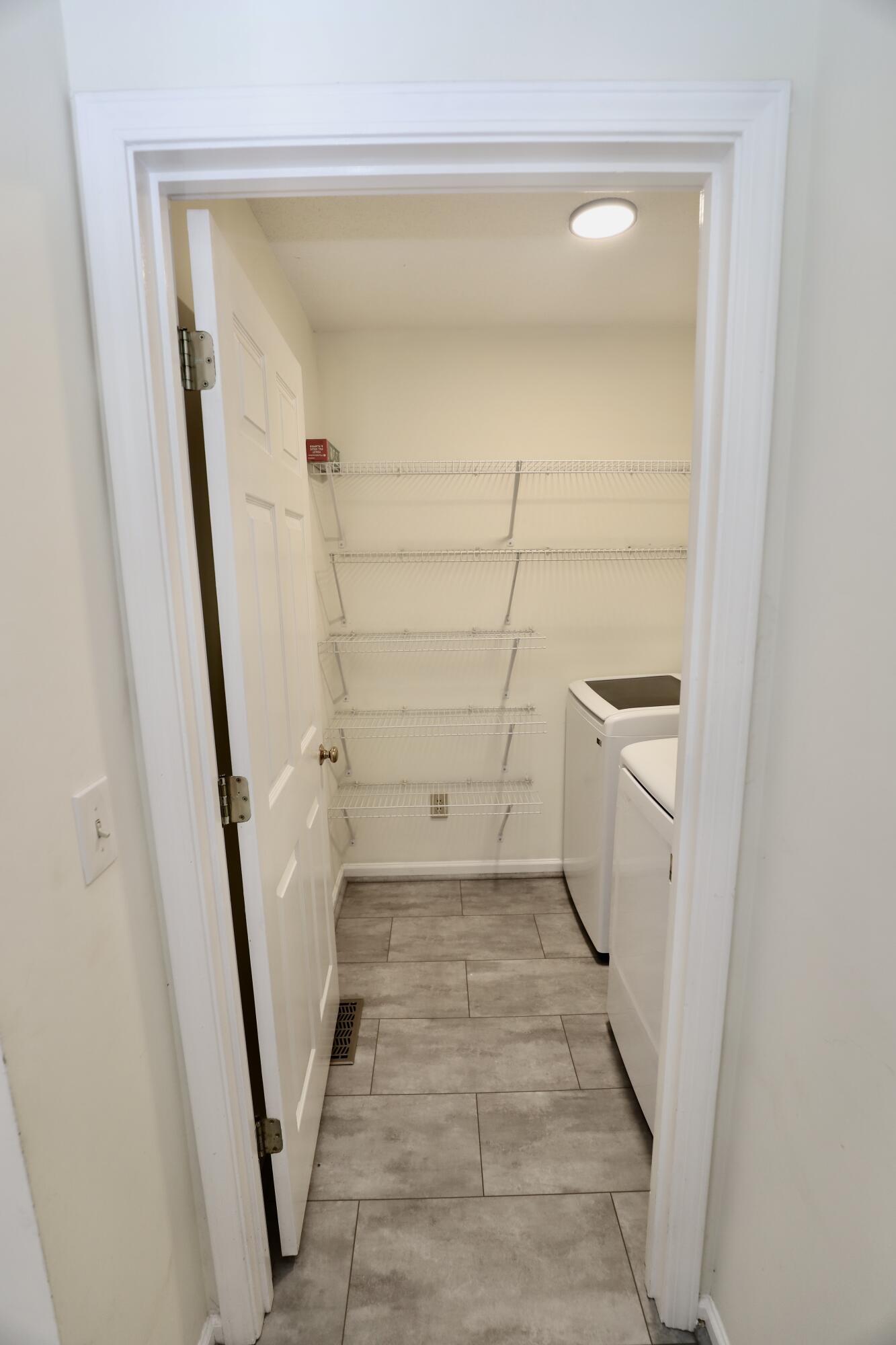 21 N Trace Court, Columbia