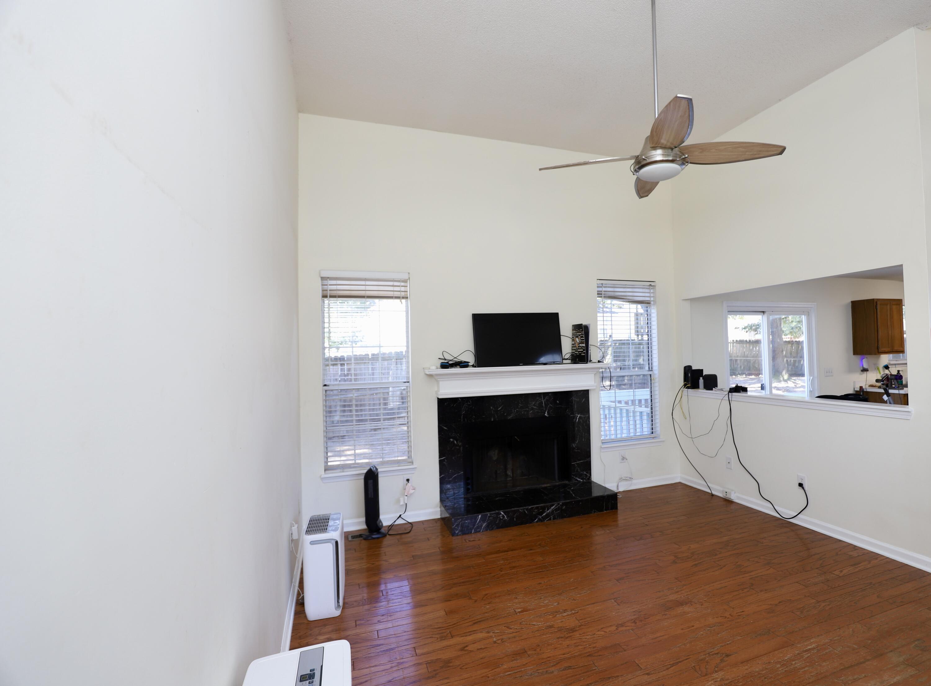 21 N Trace Court, Columbia