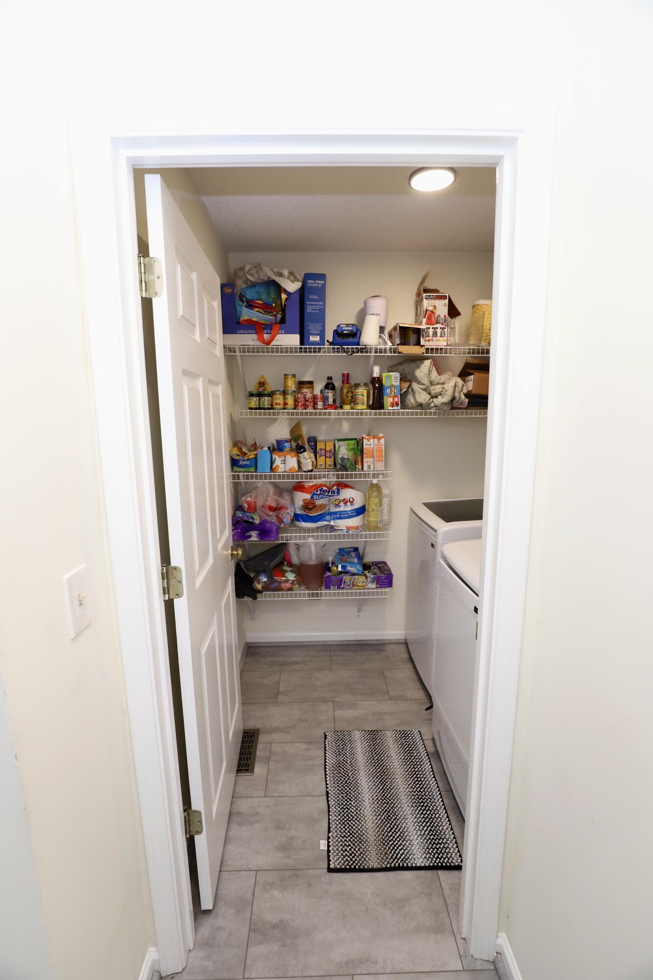 21 N Trace Court, Columbia