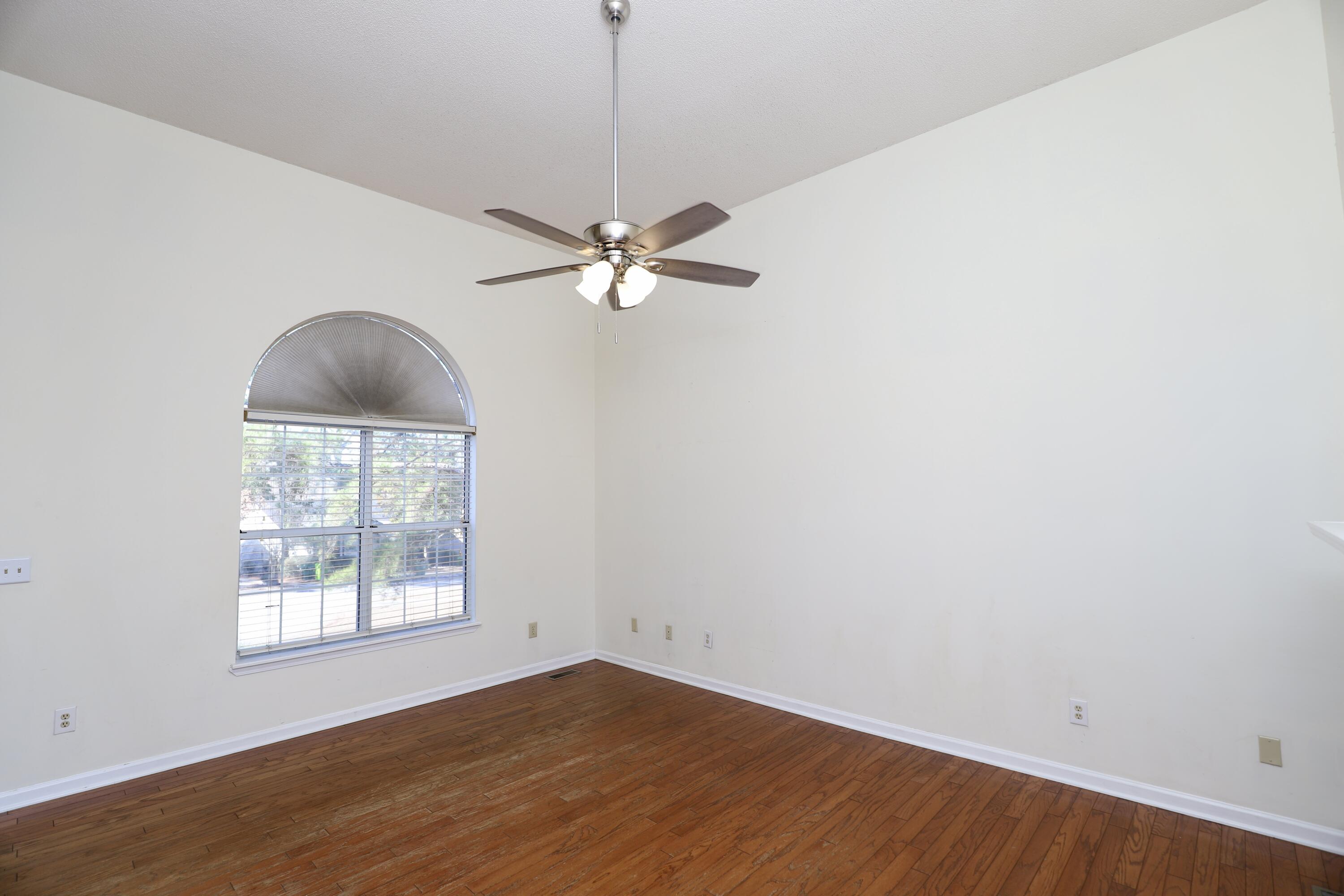 21 N Trace Court, Columbia