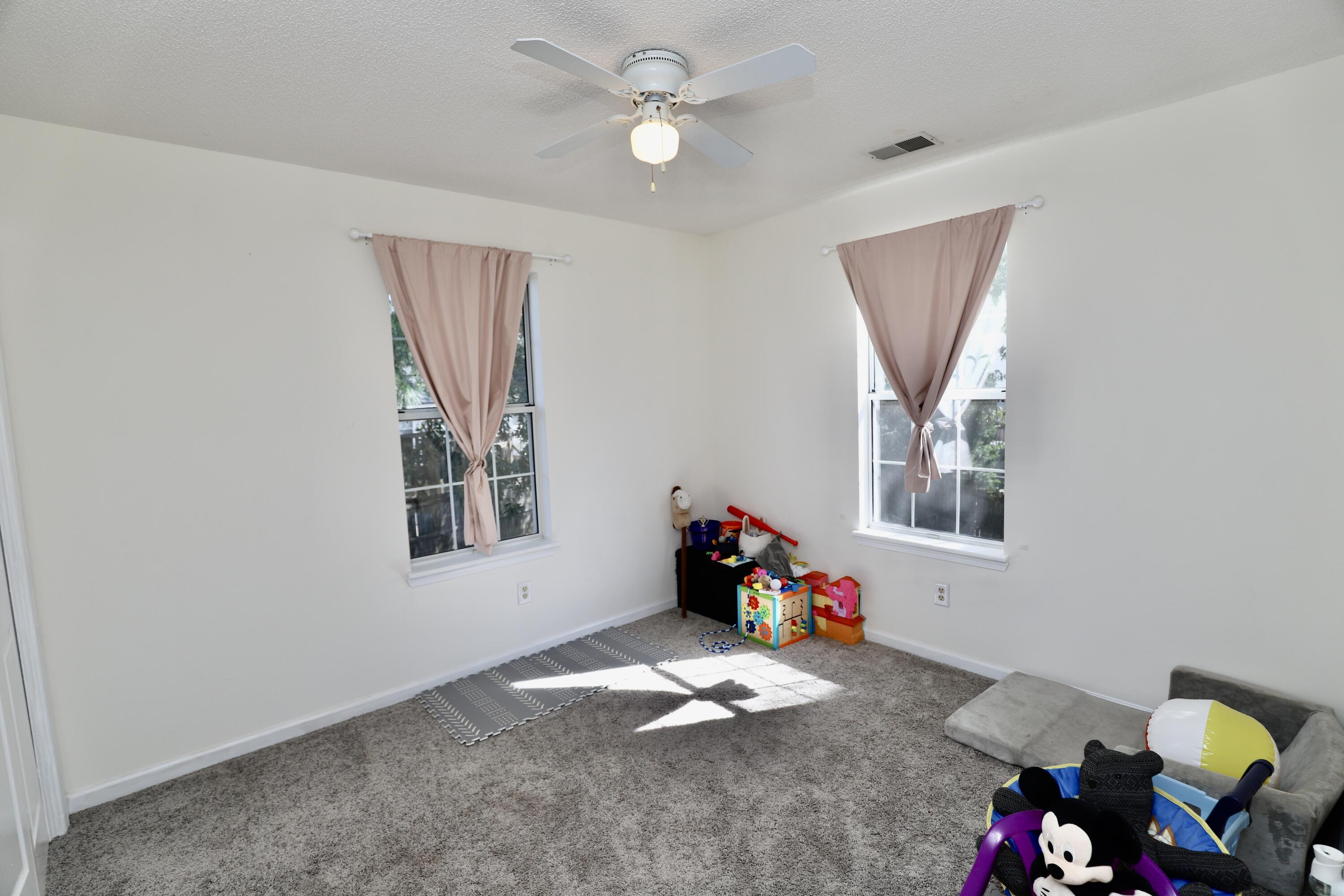 21 N Trace Court, Columbia