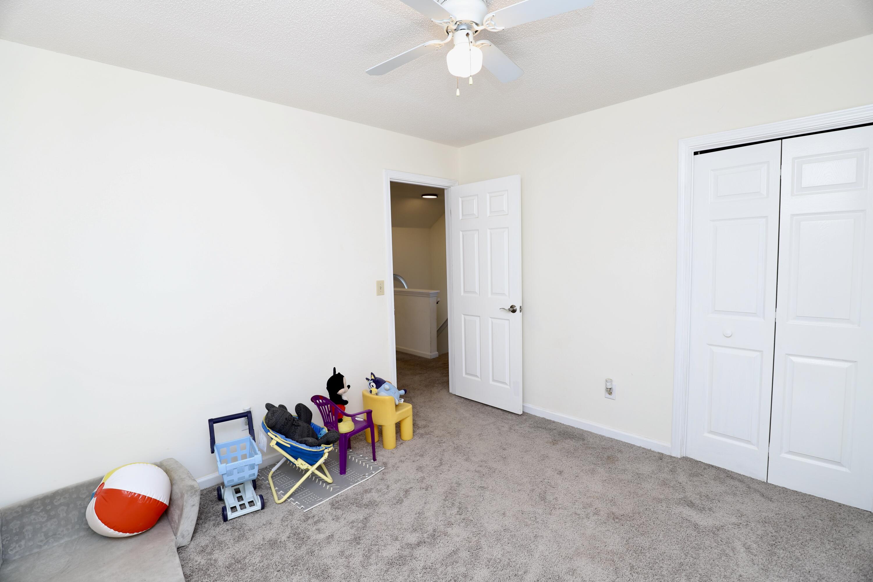 21 N Trace Court, Columbia