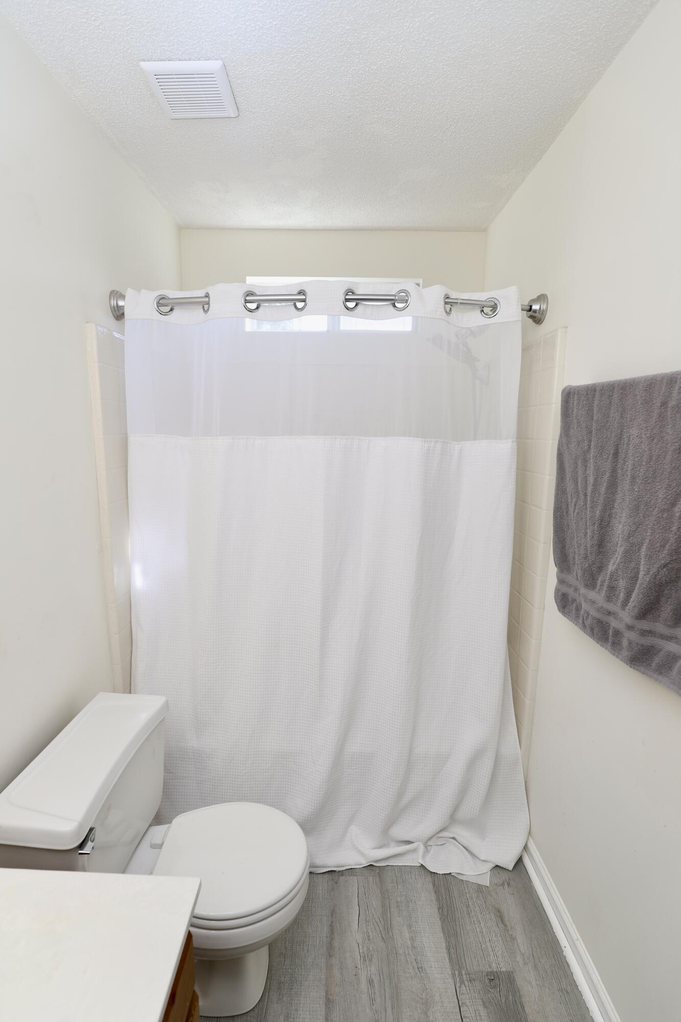 21 N Trace Court, Columbia