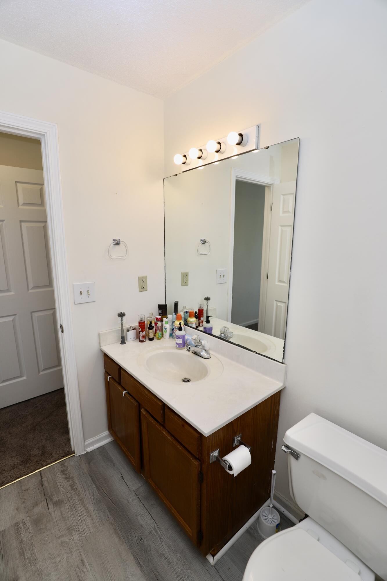 21 N Trace Court, Columbia