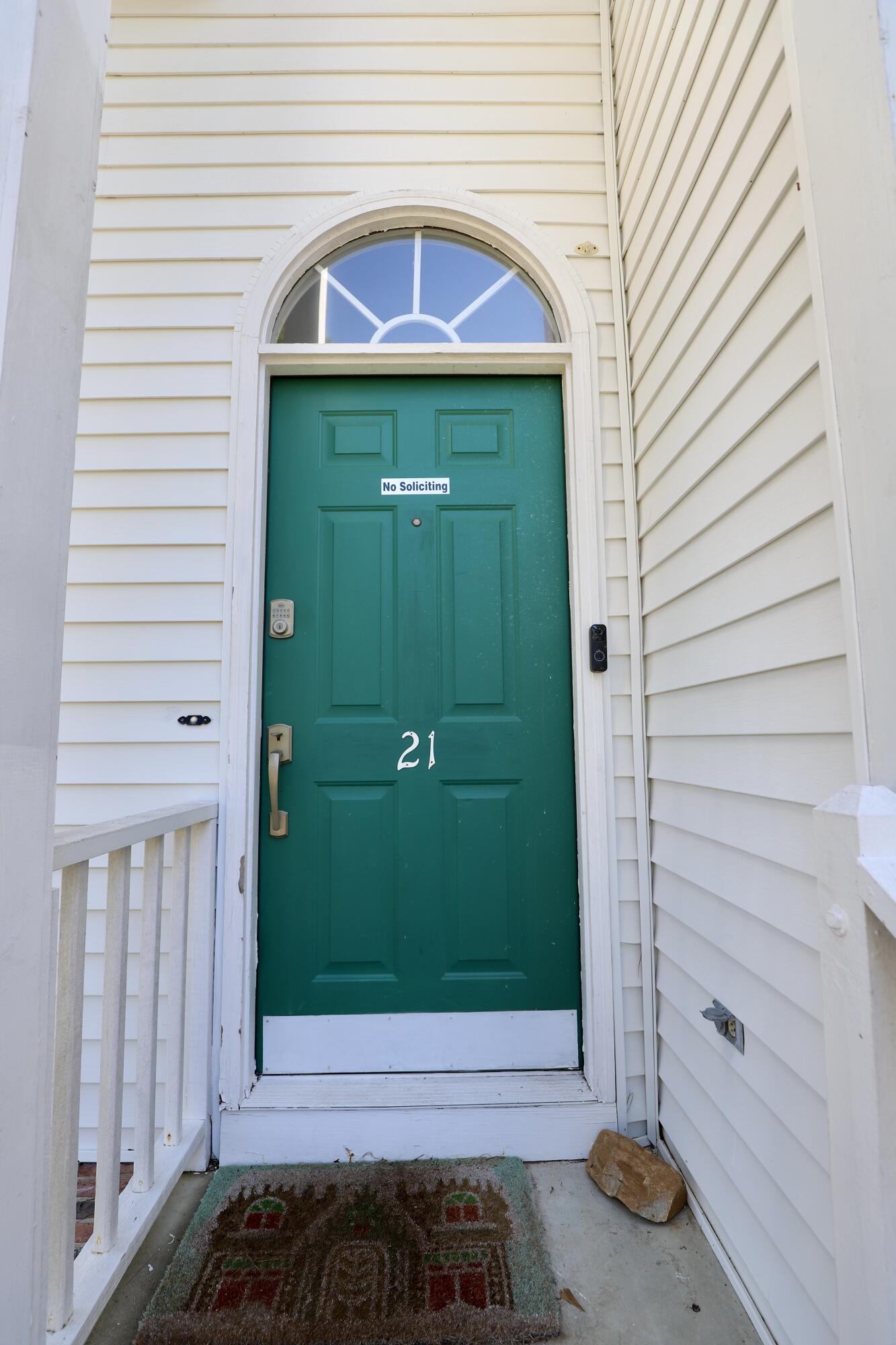 21 N Trace Court, Columbia