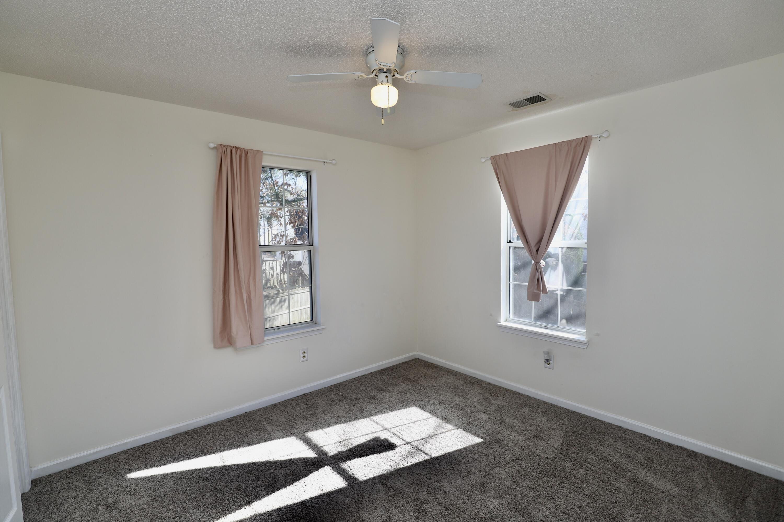 21 N Trace Court, Columbia