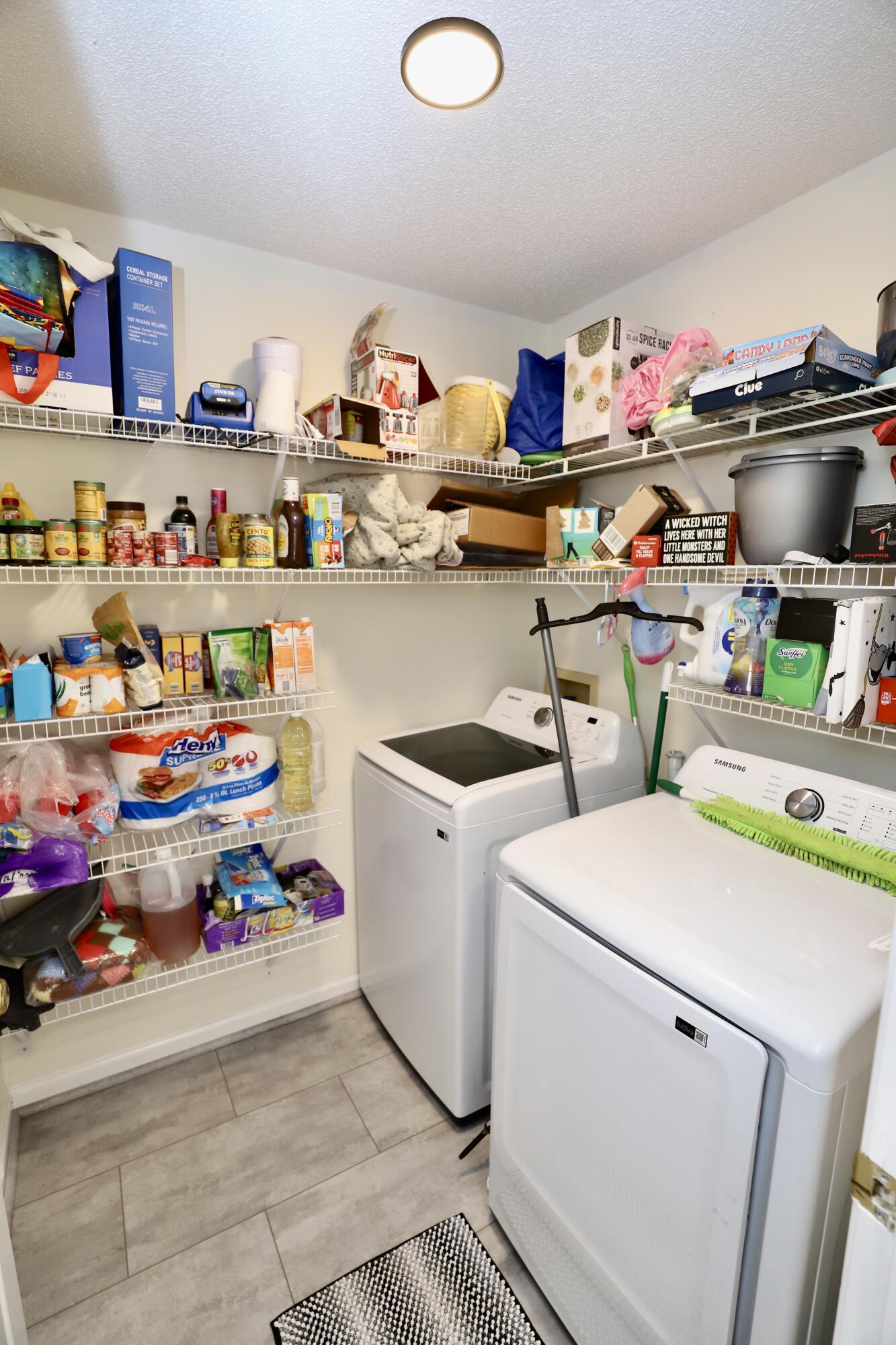 21 N Trace Court, Columbia