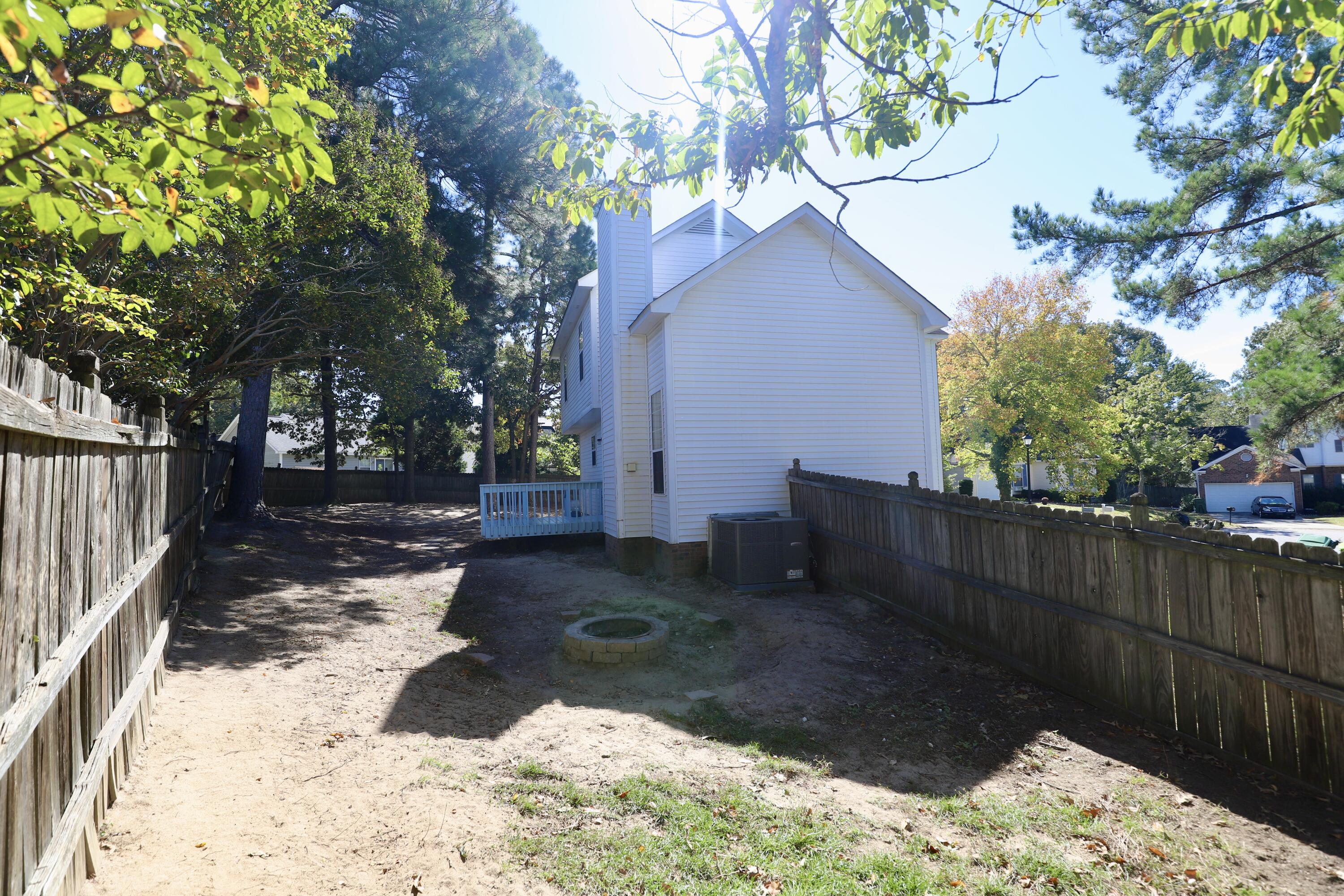 21 N Trace Court, Columbia