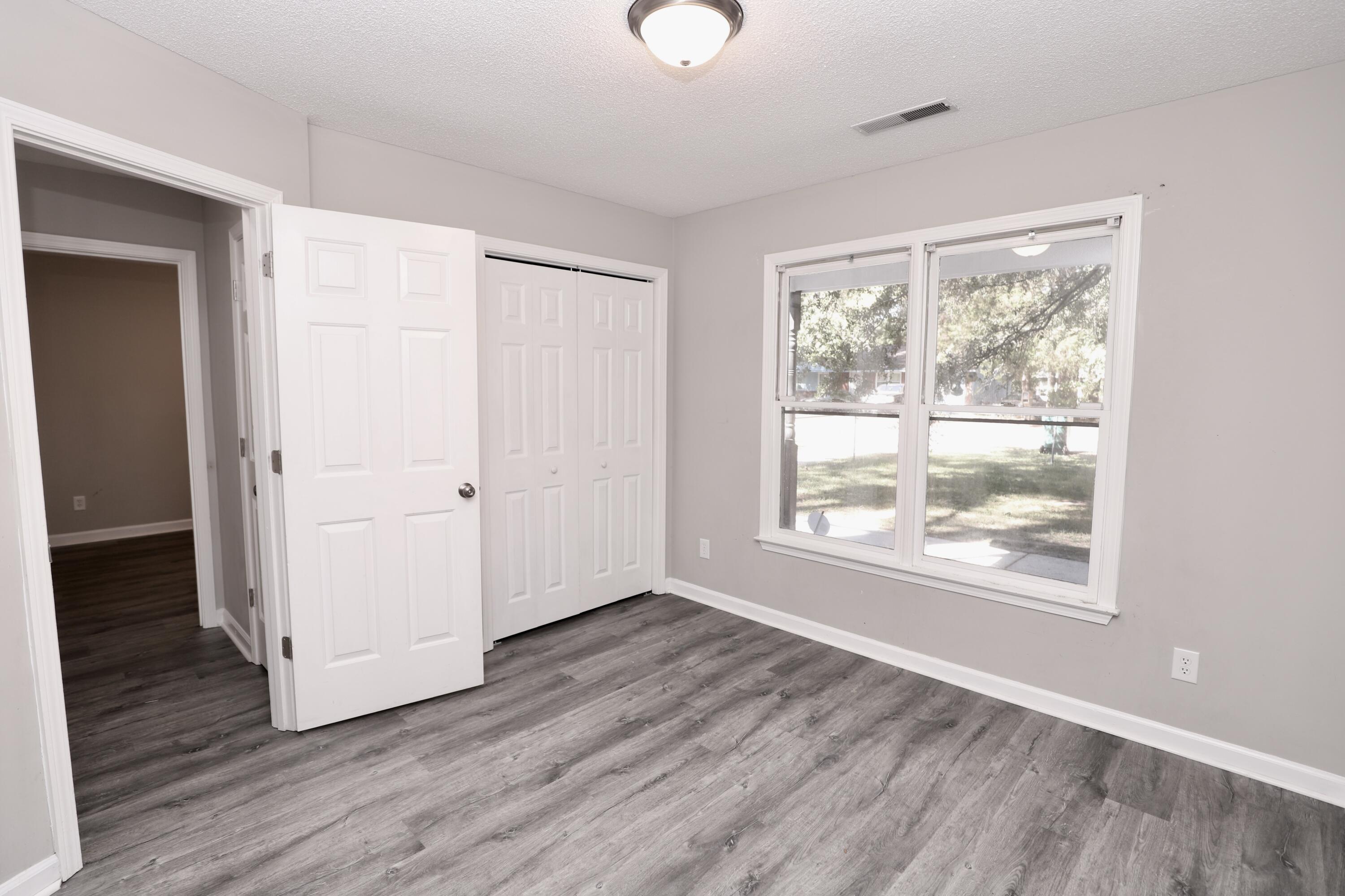 1030 E Sherwood Drive, Sumter