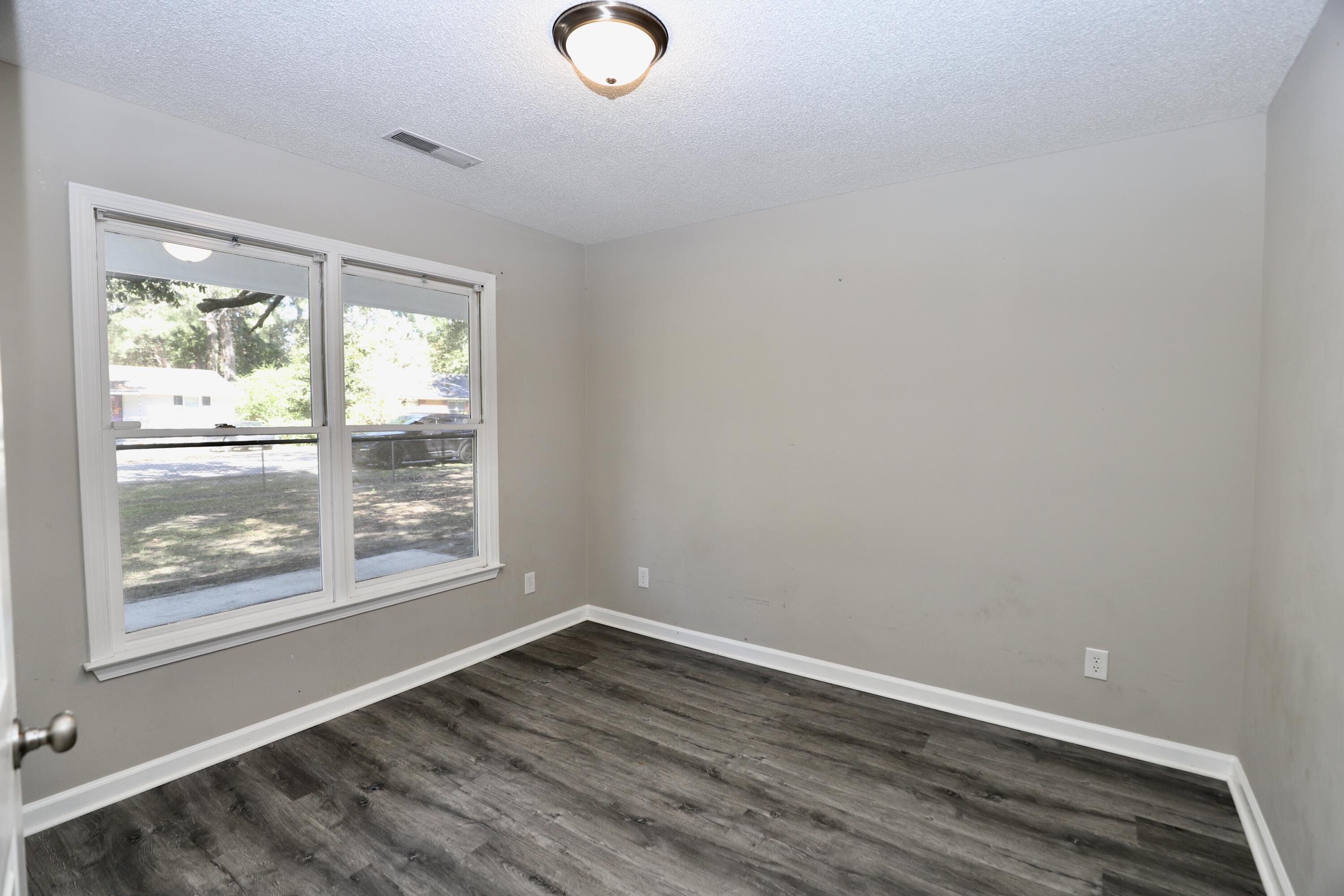 1030 E Sherwood Drive, Sumter