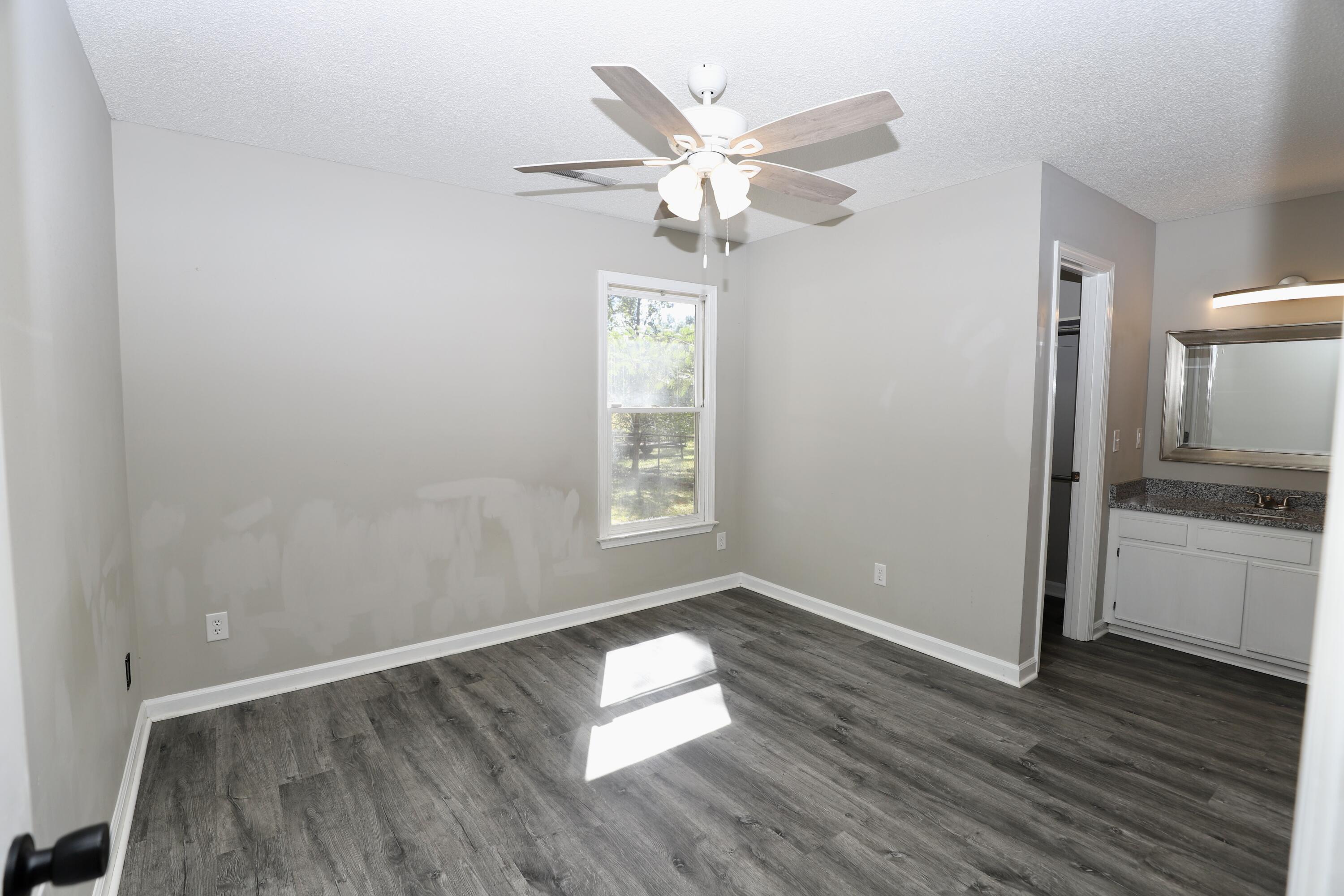 1030 E Sherwood Drive, Sumter
