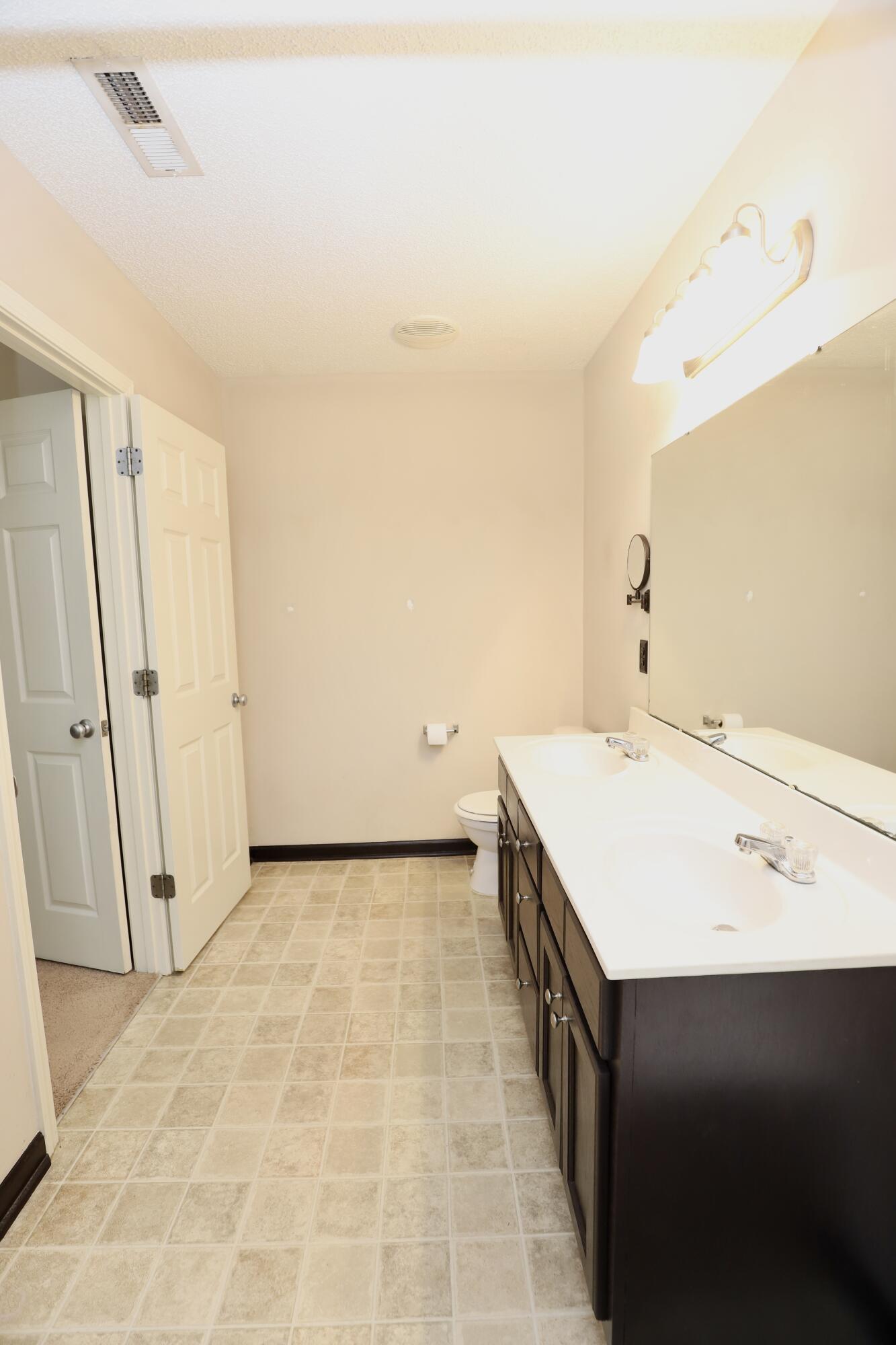 2605 Turning Leaf Lane